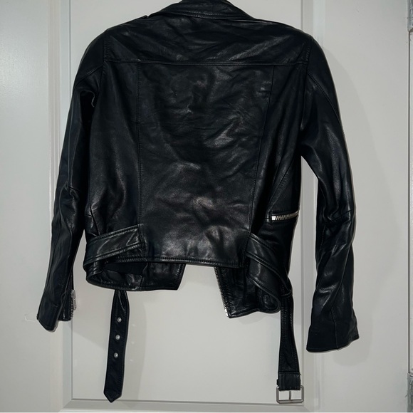 •SOLD• Black leather jacket - Picture 4 of 8